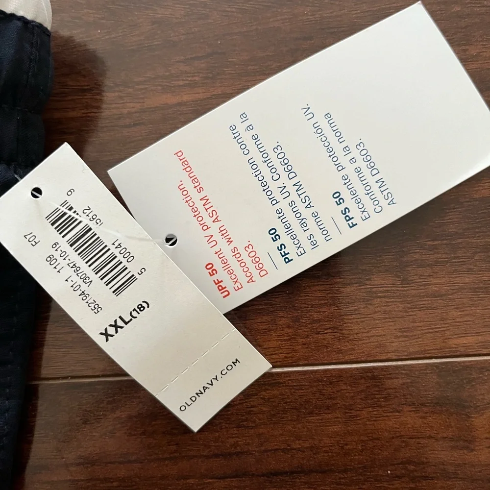 ⭐️ NWT - Old Navy Boys XXL (18) Navy Blue Swimsuit